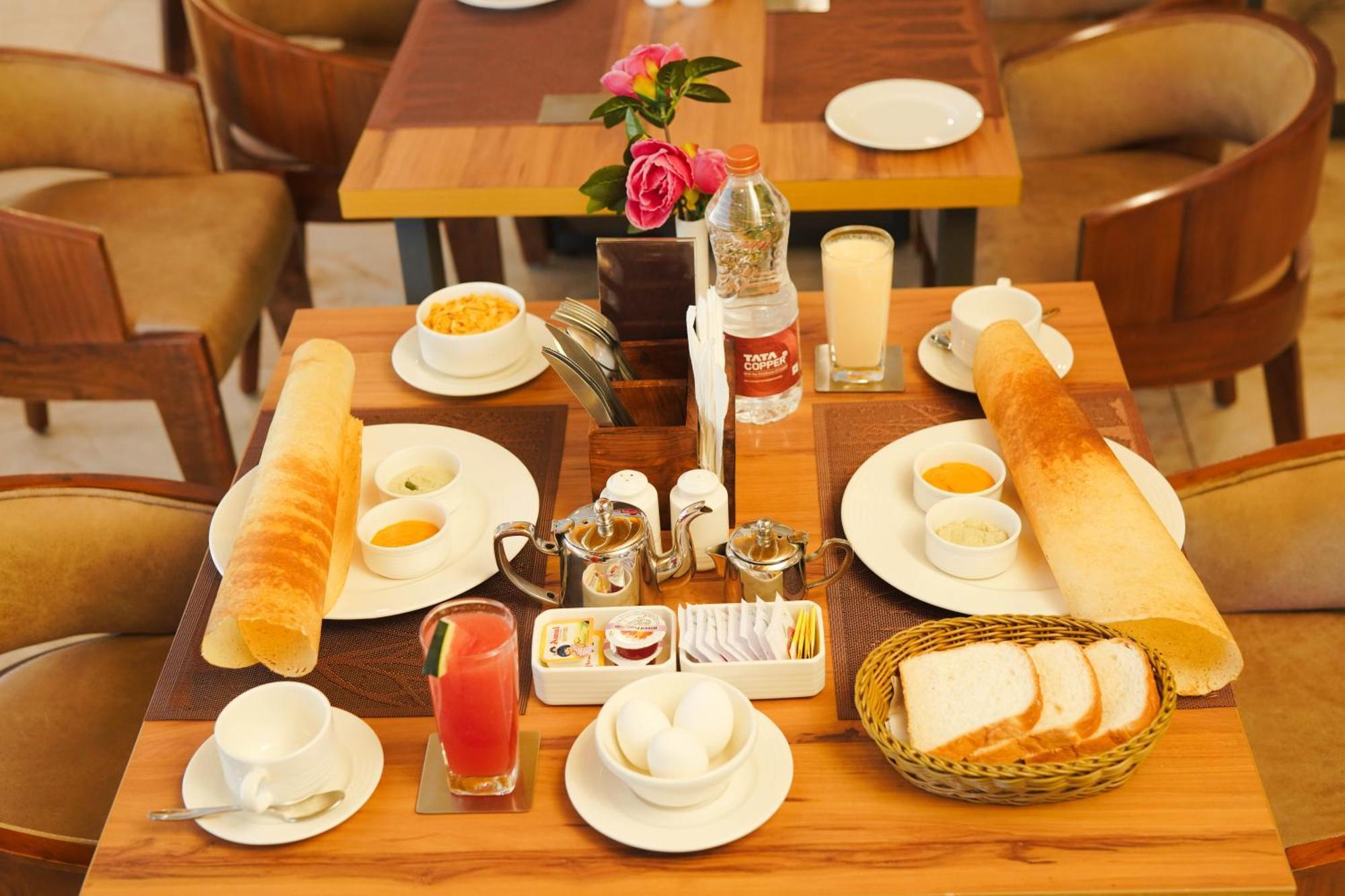 Classic Regency Alappuzha Extérieur photo