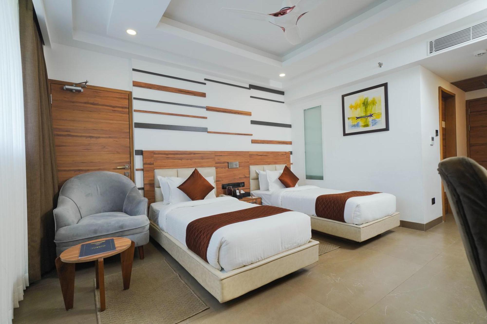 Classic Regency Alappuzha Extérieur photo